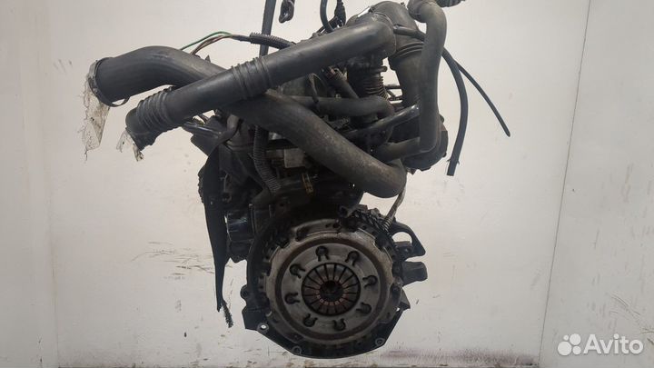 Двигатель Opel Vivaro, 2006