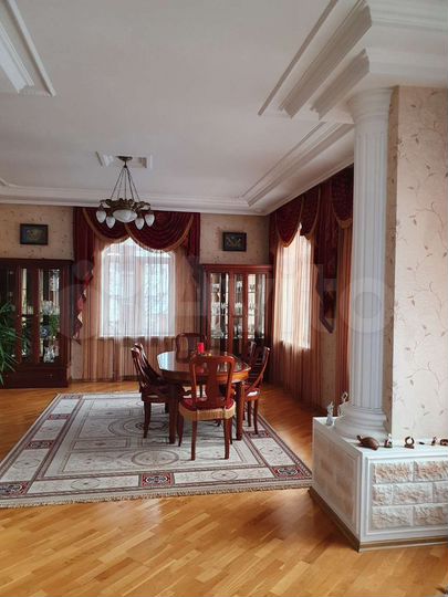 Коттедж 477 м² на участке 30 сот.