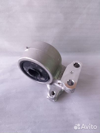 Сайлентблок 51396tlaa71 Honda