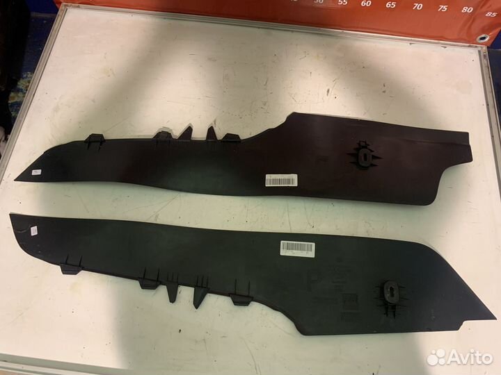 Skoda Octavia Накладка на консоль левая правая