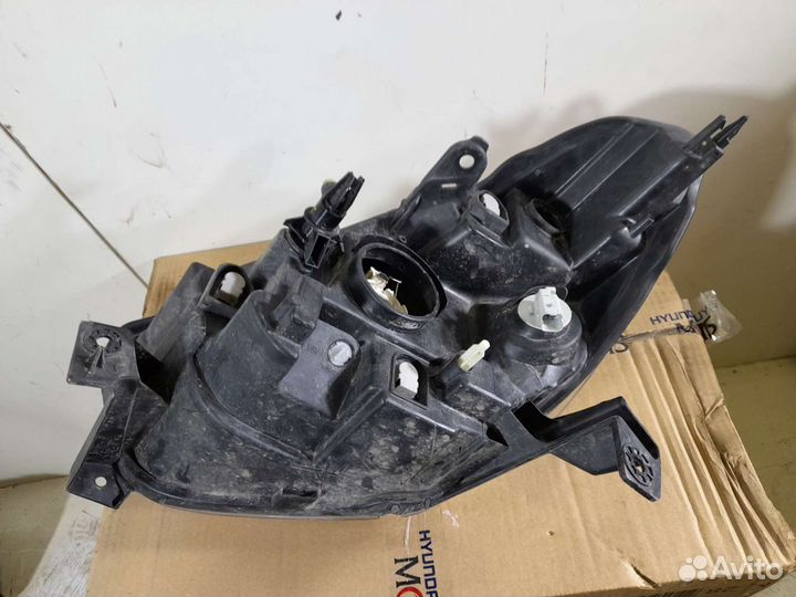 Фара правая renault dokker