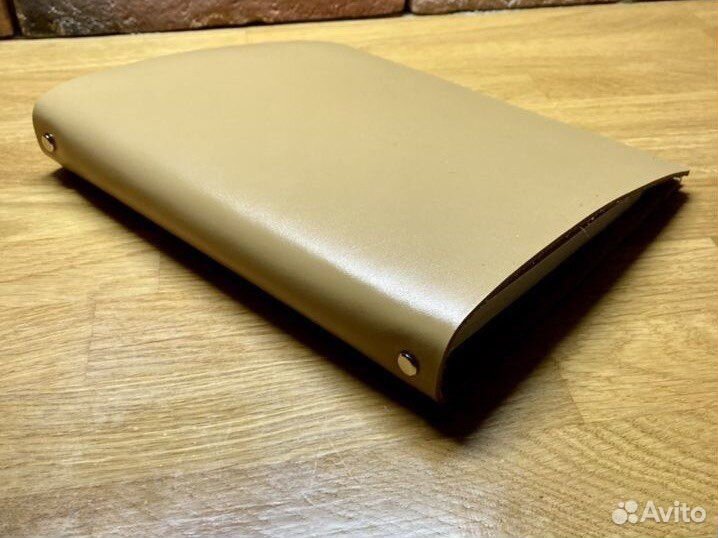 Тетрадь кожаная