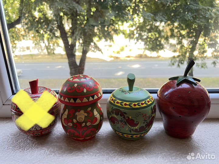 Хохлома, мезенская, городецкая роспись