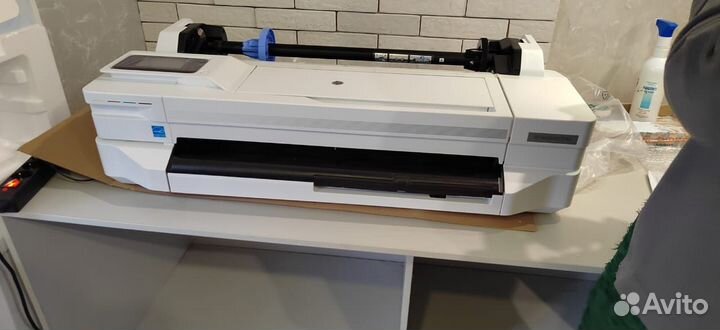 Плоттер HP DesignJet T125 24