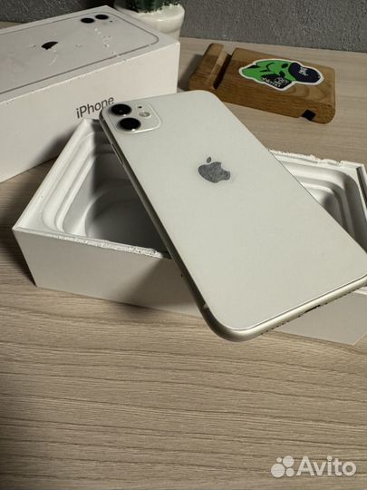 iPhone 11, 128 ГБ