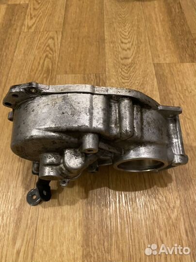 Крышка распредвала vag 06f103530t