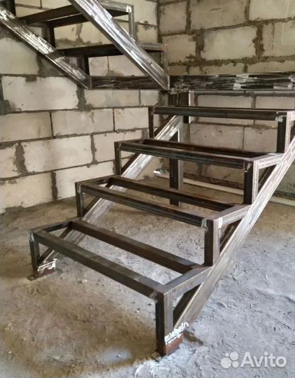 Металлокаркас лестница Гарантия