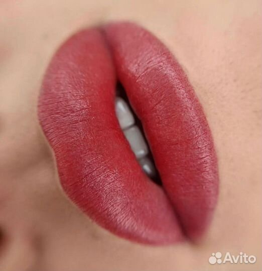 Перманентный макияж бровей губ и век татуаж