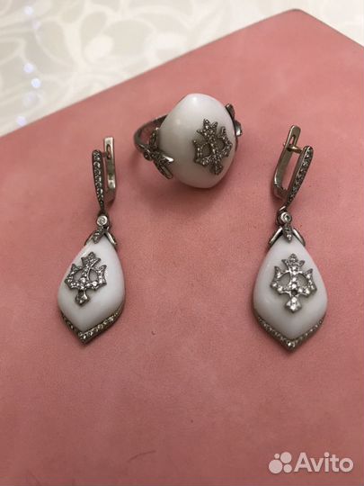 Серебряный комплект