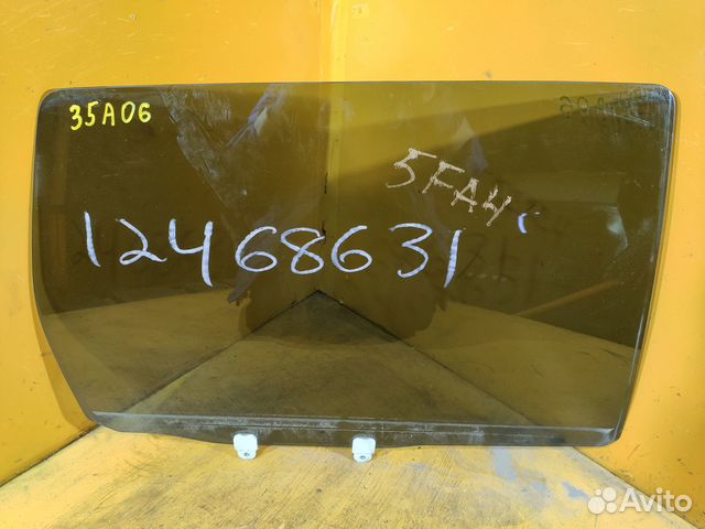 Стекло заднее правое для Mitsubishi Outlander XL