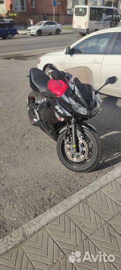 Kawasaki Ninja 400 R 2012
