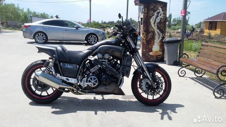 Yamaha vmax1200 castom