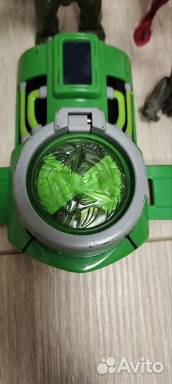 Бен Тен часы, фигурки