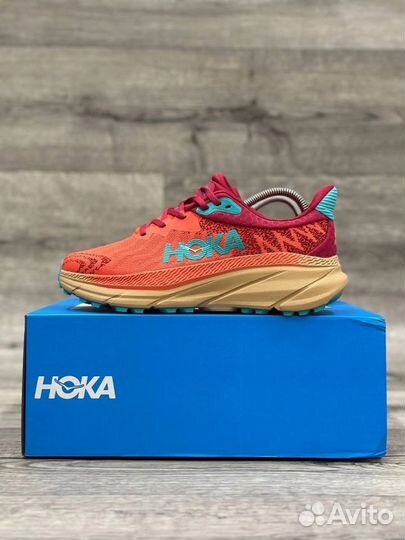 Кроссовки hoka