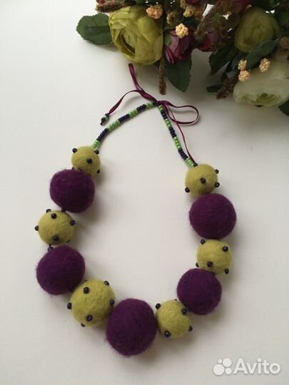 Бусы и браслеты ручной работы