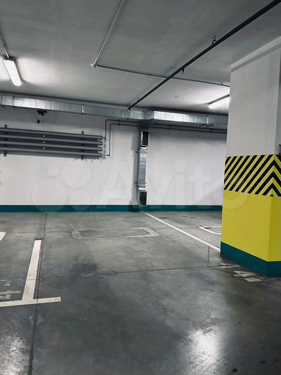 Машиноместо, 15 м²