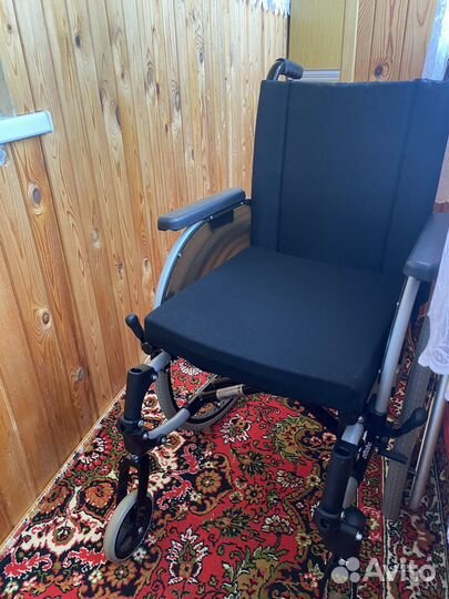 Коляска инвалидная ottobock 40,5 см шс