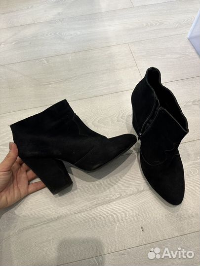 Ботильоны черные 39