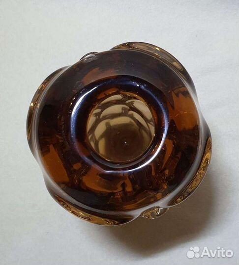 Ваза медовое стекло. Чехословакия