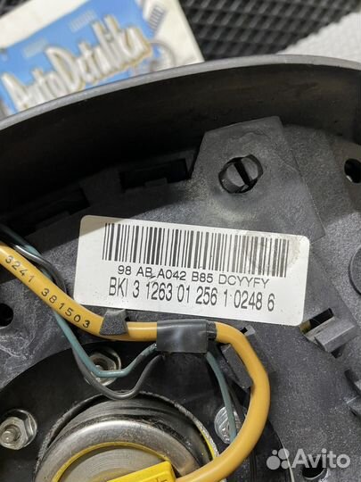 Подушка безопасности в руль Ford Focus 1