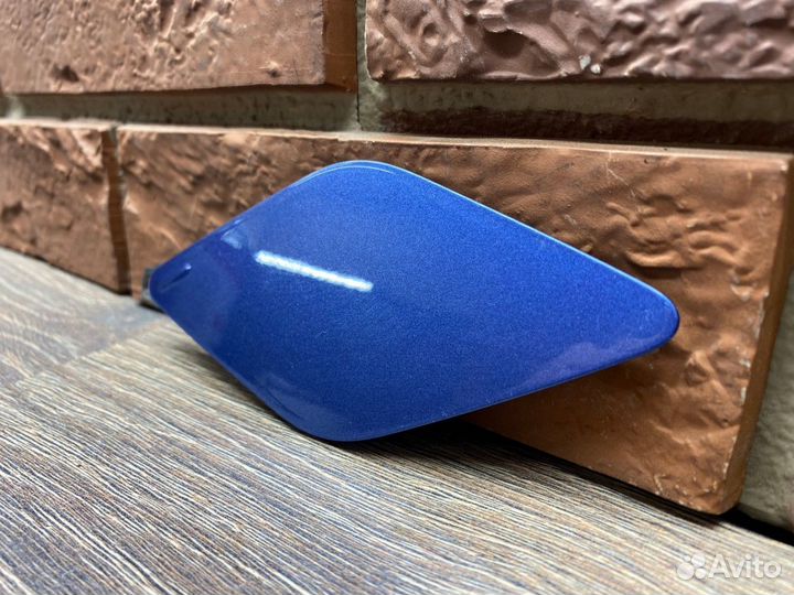 Заглушка буксировочного крюка зад Volvo S90 2017+