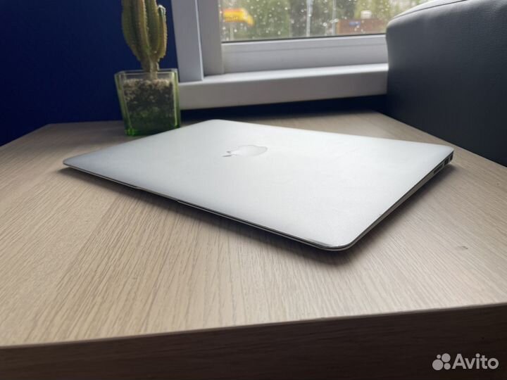 Apple MacBook Air A1369