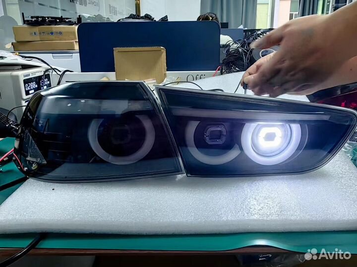 Фонари светодиодные с RGB на Mitsubishi lancer X