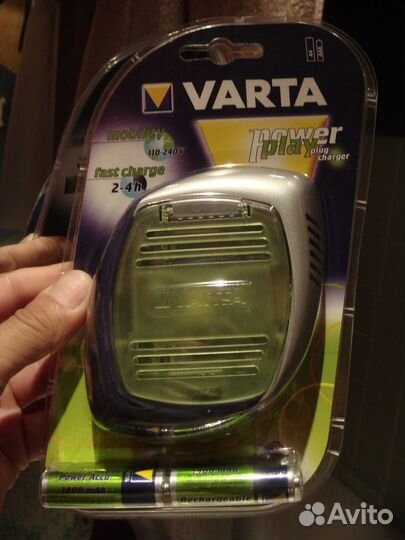 Зарядное устройство Varta на 1-2 аккум AA AAA