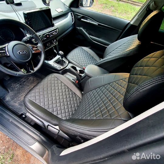 Чехлы Kia Seltos из экокожи чёрные Ромб