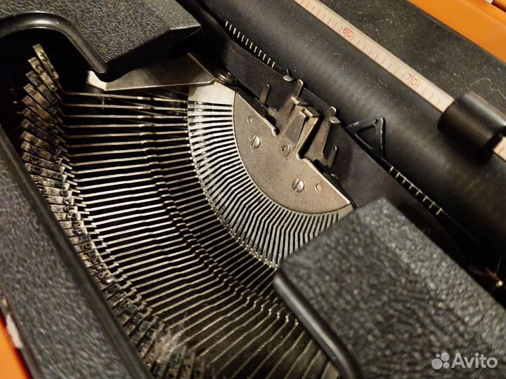 Пишущая машинка