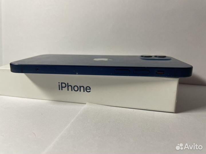 iPhone 12, 64 ГБ