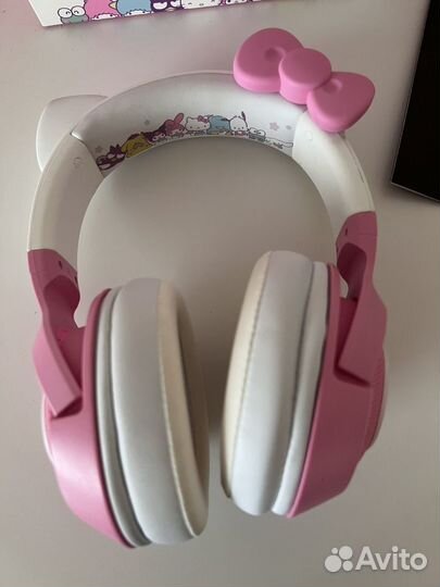 Беспроводные наушники Razer Kraken BT Hello Kitty