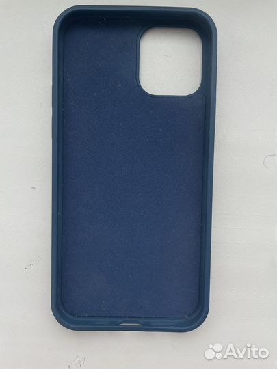 Чехол на iPhone 12