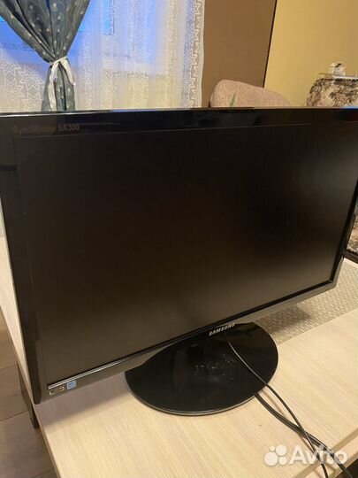 Монитор samsung