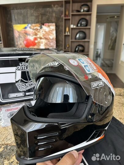 Мотошлем Simpson Venom 