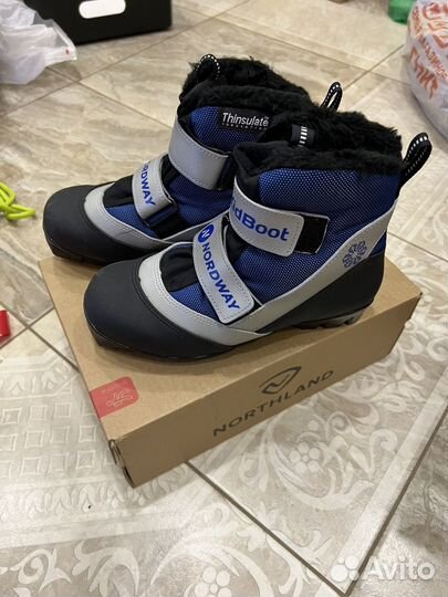 Лыжные ботинки