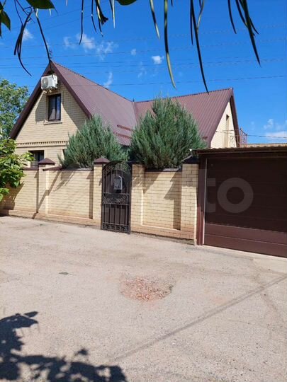 Коттедж 188 м² на участке 3 сот.