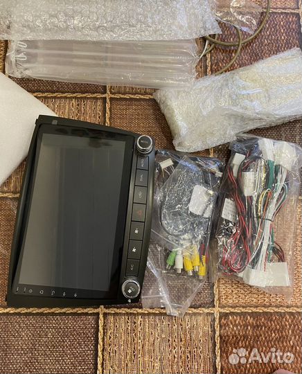 Магнитола андроид на lexus is 250/220/300/350