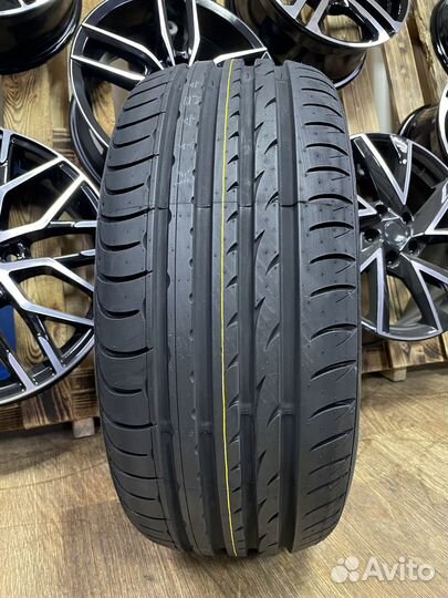 Roadstone N8000 215/50 R17 95W
