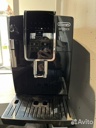 Кофемашина Delonghi Dinamica 35015