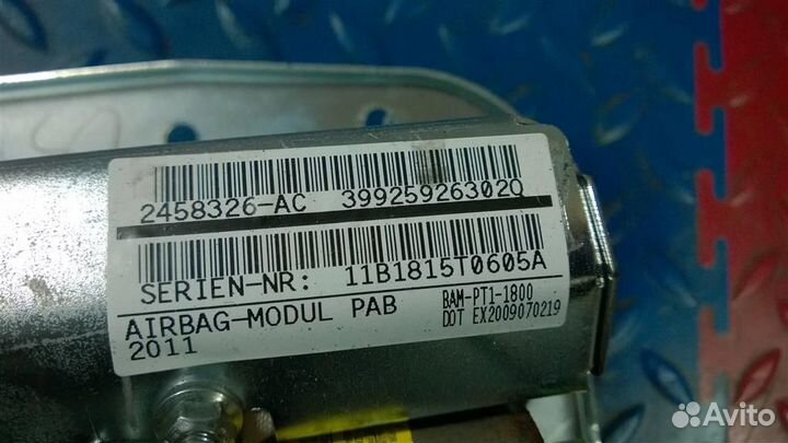 Подушка безопасности пассажира BMW X3 F25