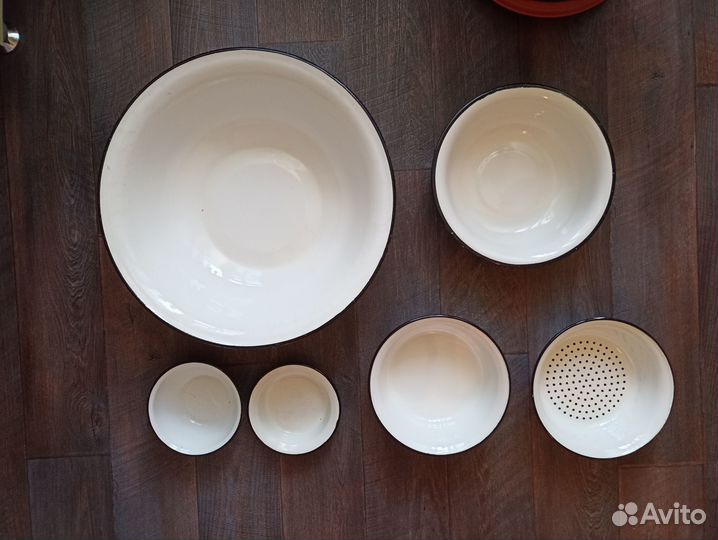 Тазы, миски, бидоны, кастрюли СССР