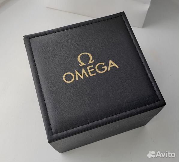 Шкатулка для часов Omega
