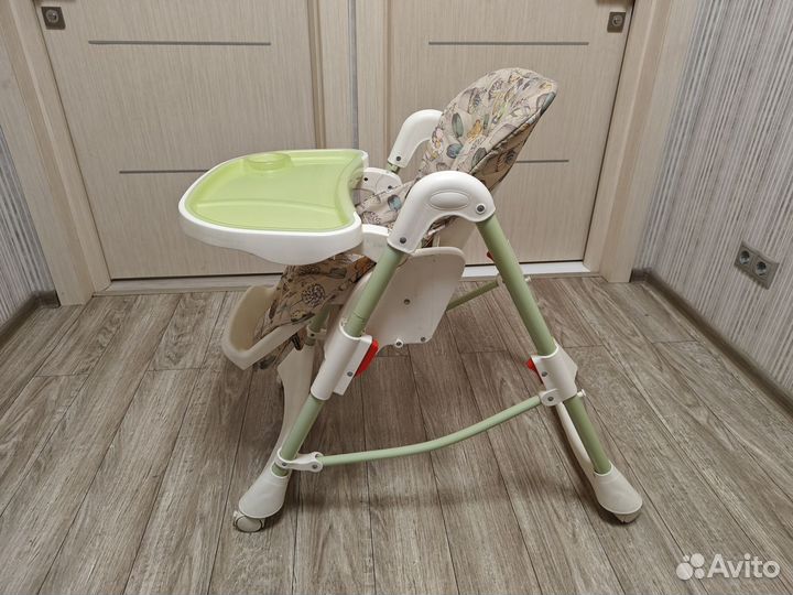 Стульчик для кормления babyton