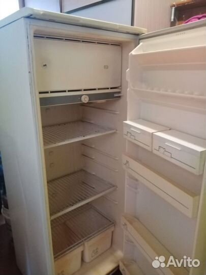 Холодильник Бирюса