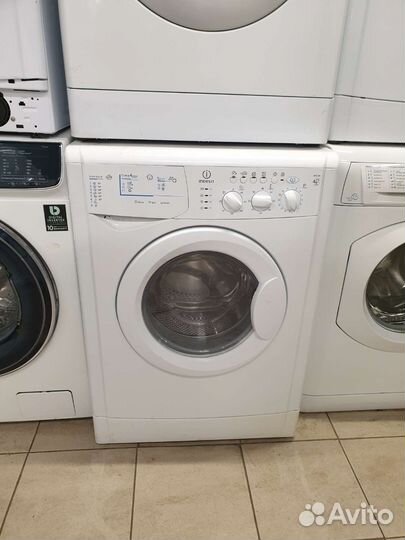 Стиральная машина Indesit с сушкой