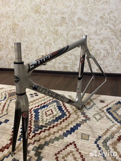 Шоссейный фреймсет trek