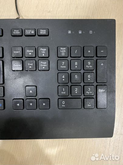 Полноразмерная usb клавиатура Logitech