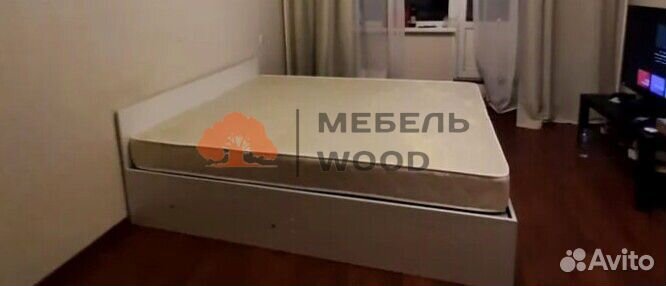 Кровать двуспальная