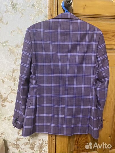 Продам классический костюм